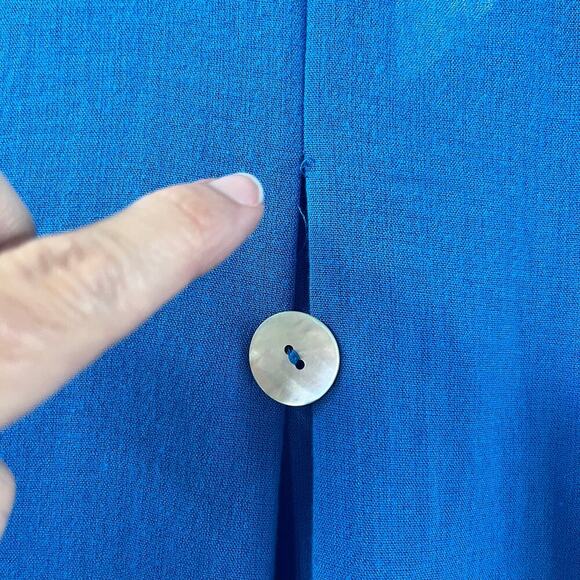 Fridaze Women's Royal Blue 100% Linen Button Front Top Size S - Picture 6 of 10
